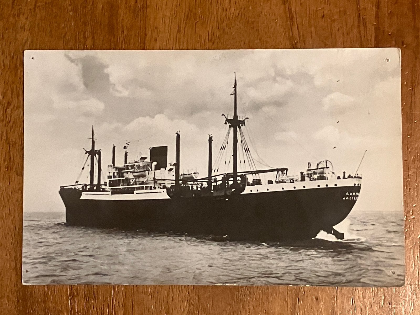 Vrachtschip Borneo. Stoomvaart Maatschappij Nederland n.v., Verzamelen, Scheepvaart, Ophalen of Verzenden, Gebruikt, Motorboot