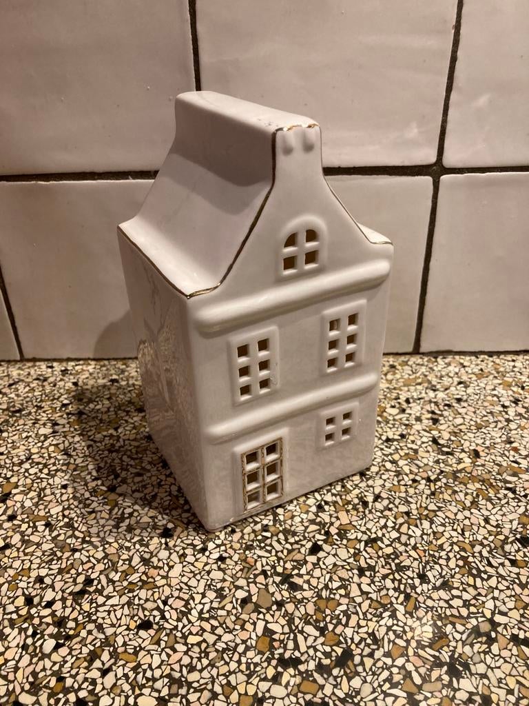 Stenen huis met licht, Ophalen of Verzenden, Zo goed als nieuw