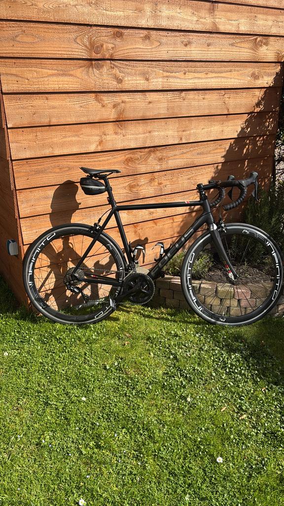 Focus Izalco Shimano 105 racefiets uit 2019, 28 inch, Gebruikt, Velgrem, Aluminium