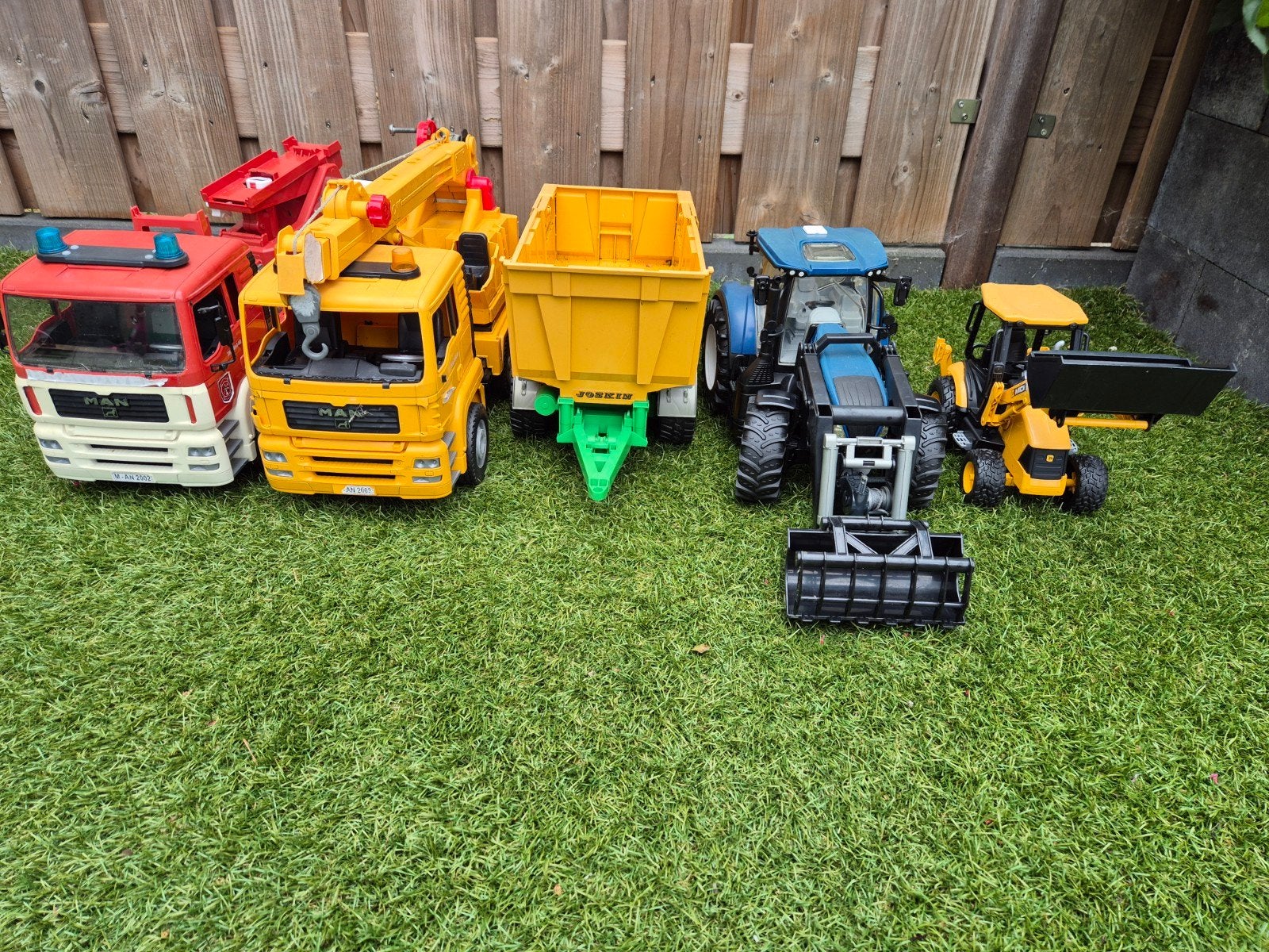 Bruder speelgoed set: tractoren, brandweerauto, kraan, etc, Kinderen en Baby's, Speelgoed | Speelgoedvoertuigen, Ophalen of Verzenden
