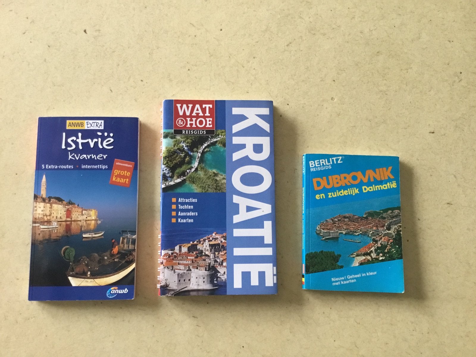 Istrie capitool kroatie 5 gidsen, Gelezen, Europa, Ophalen of Verzenden, Reisgids of -boek