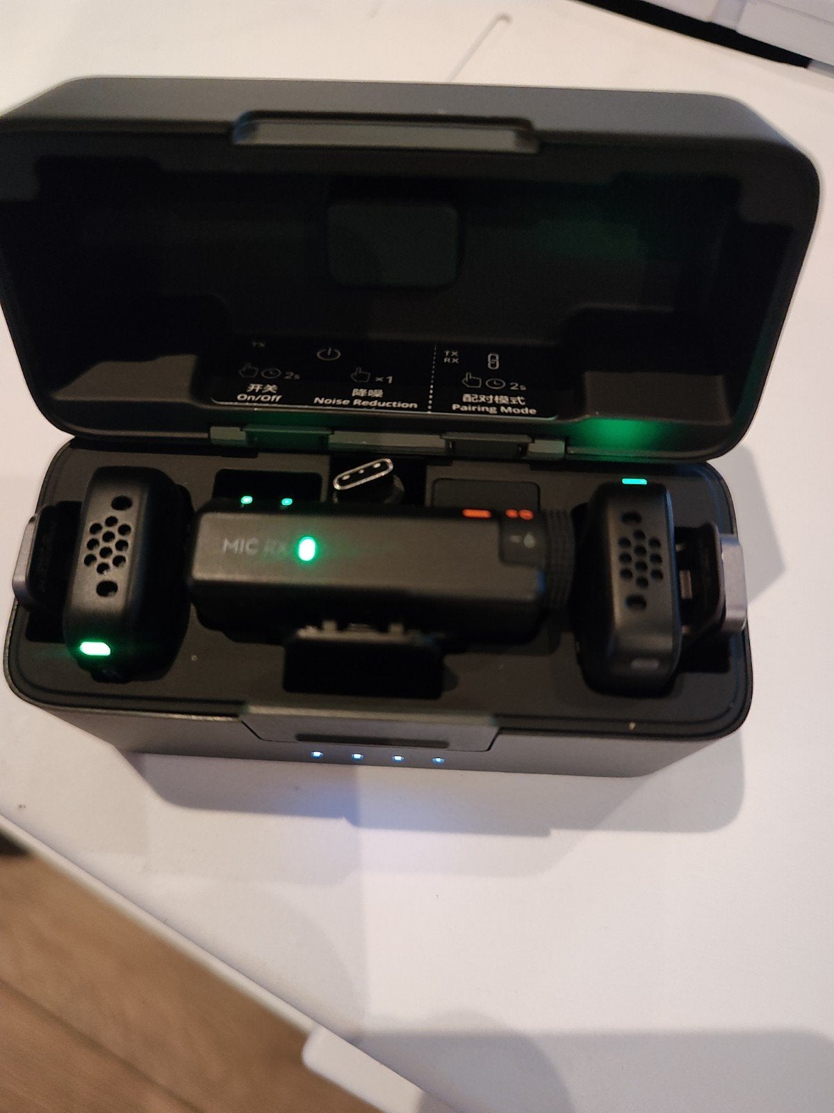 DJI Mic Mini Draadloze Microfoon Set met Oplaadcase, Muziek en Instrumenten, Ophalen of Verzenden, Zo goed als nieuw, Overige typen