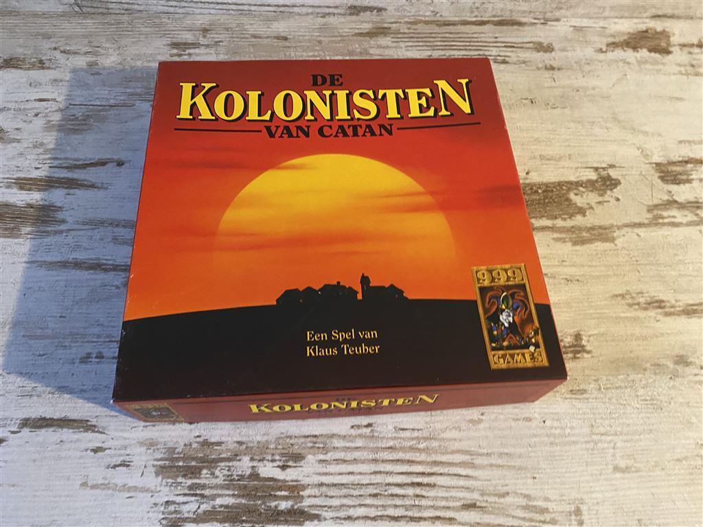 Kolonisten van Catan basisspel houten editie [s96], Verzenden, Zo goed als nieuw