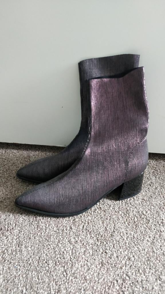 Nieuwe Rapisardi schoenen maat 39, elastisch en comfortabel, Ophalen of Verzenden