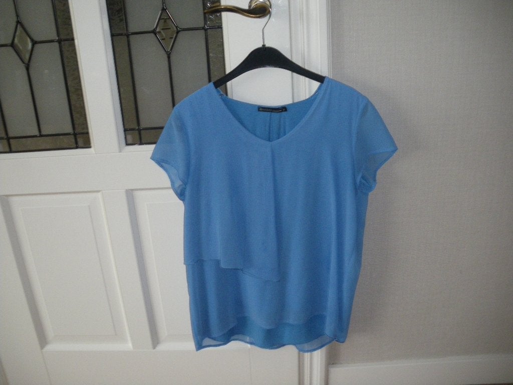 leuke licht blauwe zomer blouse maat smal merk donna dura, Blauw, Ophalen of Verzenden, Zo goed als nieuw, Korte mouw