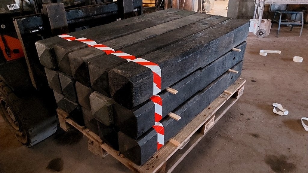 Kunststof reflectie palen zwart kunststof met diamantkop, Ophalen, Kunststof, 25 tot 50 cm, Biels