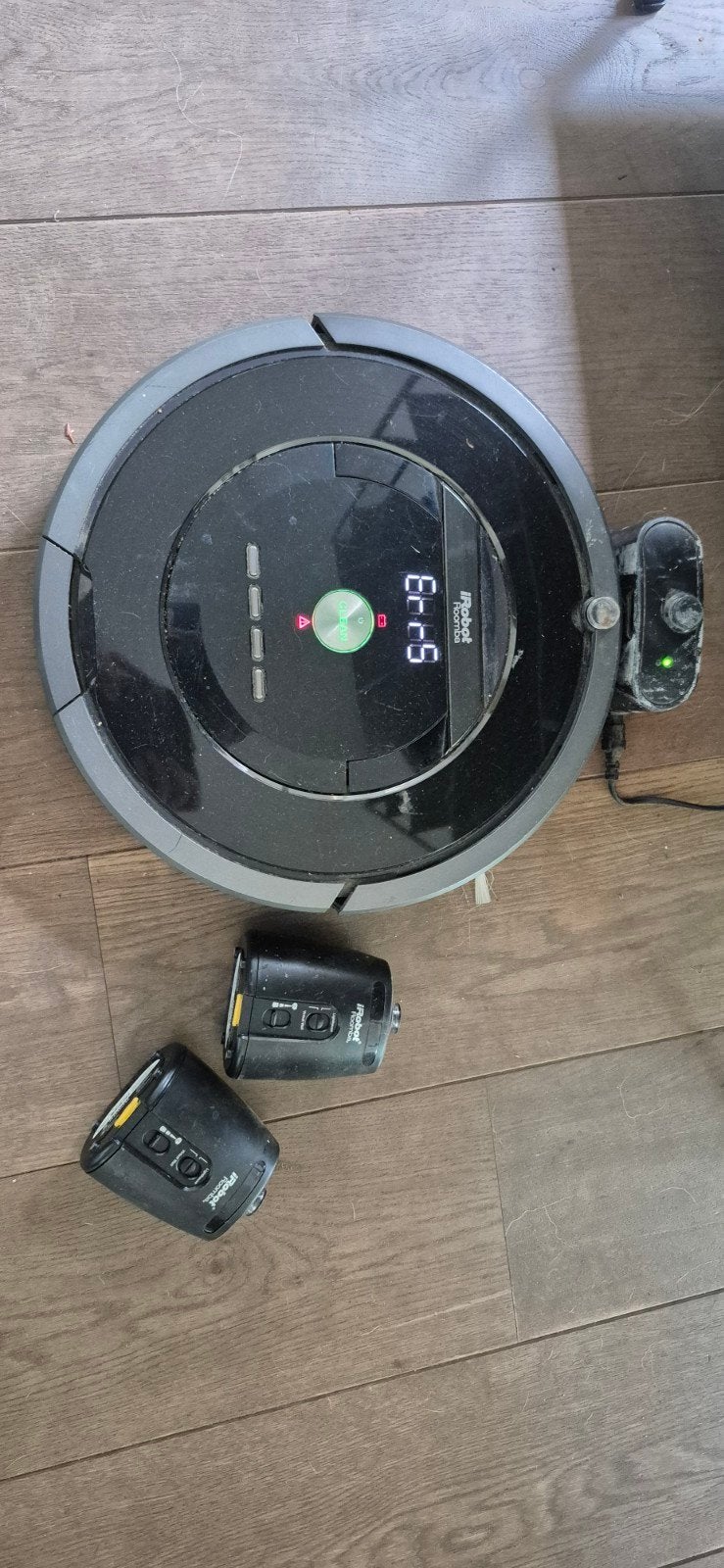iRobot Roomba Robotstofzuiger met accessoires, Witgoed en Apparatuur, Stofzuigers, Gebruikt, Robotstofzuiger, iRobot, Inclusief accessoires