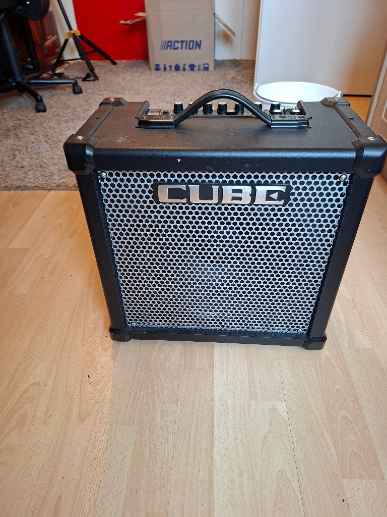 Cube 80 GX gitaar versterker van Roland, Ophalen, Gebruikt, Gitaar, 50 tot 100 watt
