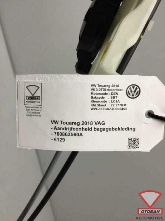 vw touareg 2018 bagagebekleding aandrijfeenheid 760863560a, Auto-onderdelen, Interieur en Bekleding, Gebruikt, Volkswagen, Volkswagen AG