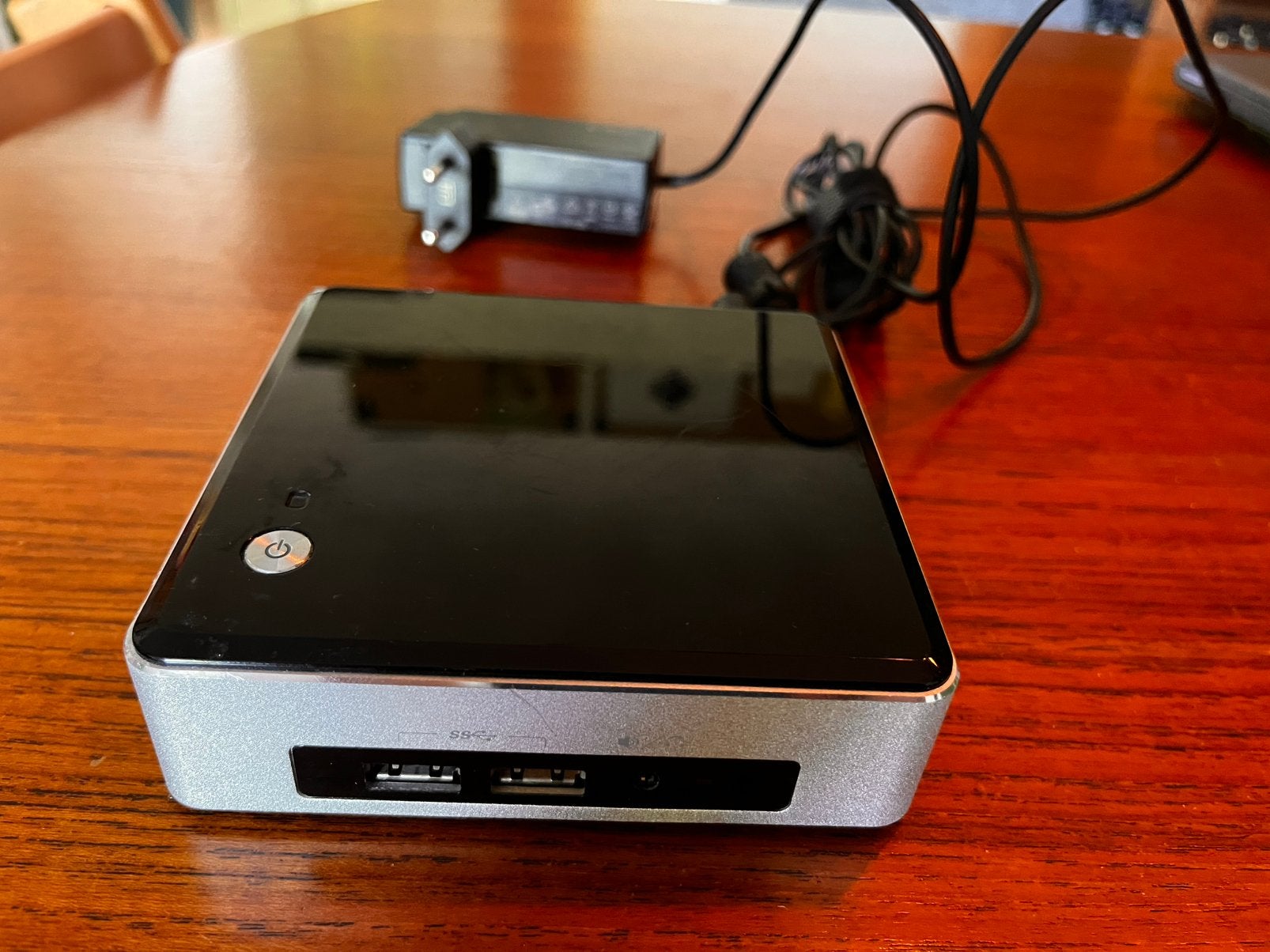 Intel Nuc 6 i5 SYK + 8gb geheugen, Computers en Software, Desktop Pc's, Ophalen, Gebruikt, 8 GB, 2 tot 3 Ghz