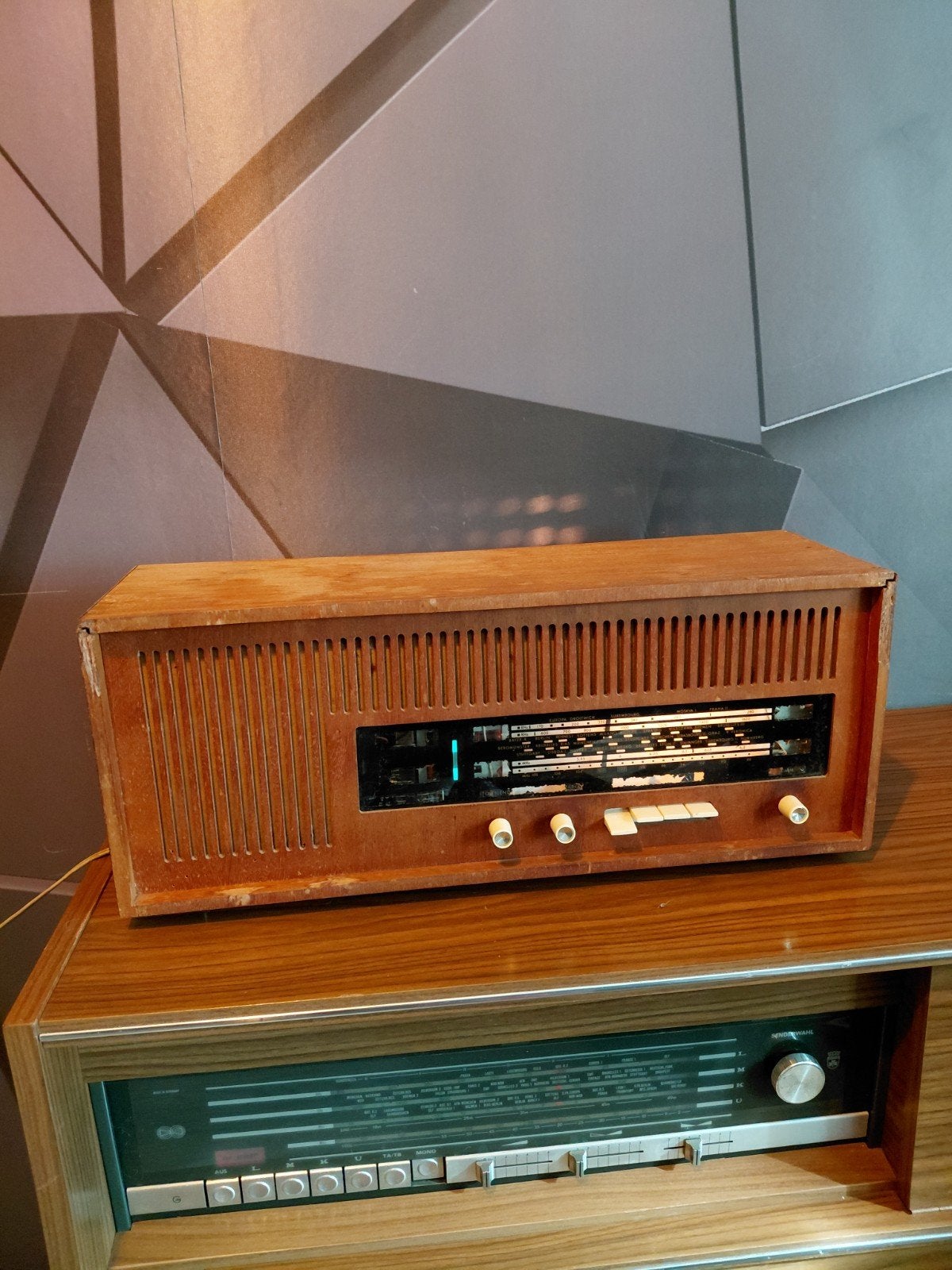 Oude buizenradio - werkend en FM-ontvangst, Ophalen of Verzenden, Gebruikt, Radio