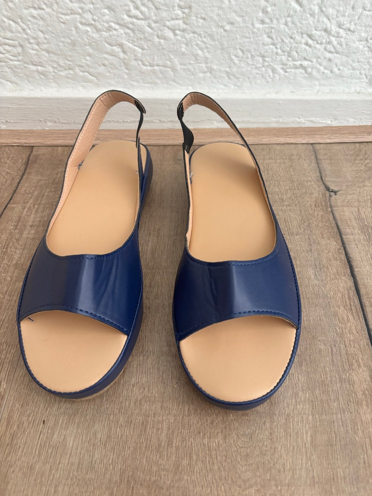 Nieuwe donkerblauwe sandalen maat 37, Ophalen of Verzenden, Nieuw, Blauw, Sandalen of Muiltjes