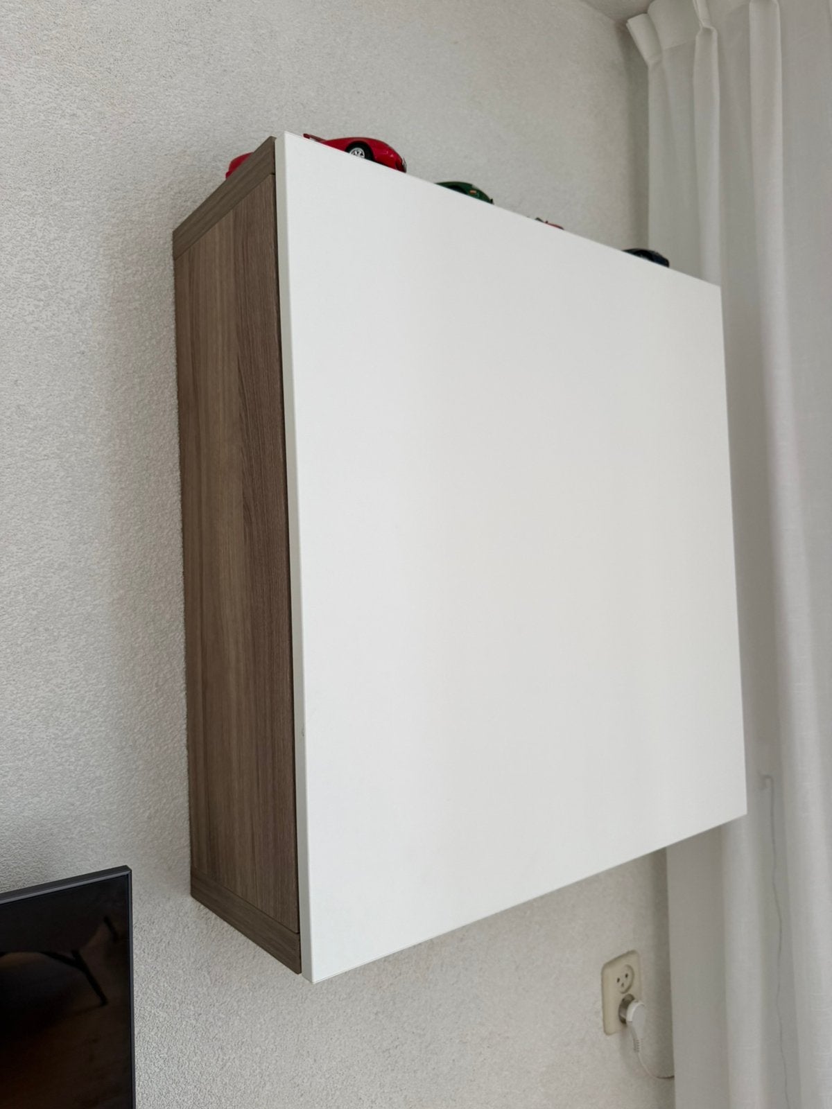 Besta kastje, Ophalen, Minder dan 30 cm, Radiator, Minder dan 60 cm