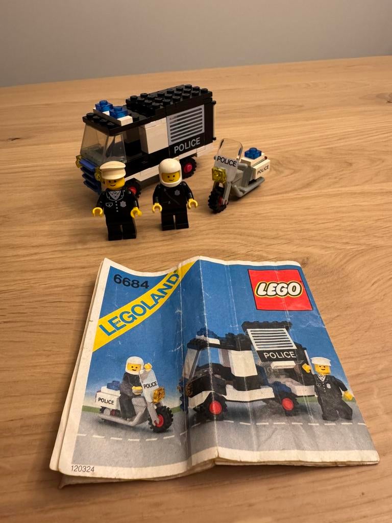 LEGO set 6684 Police Patrol Squad (1), Kinderen en Baby's, Speelgoed | Duplo en Lego, Gebruikt, Lego, Ophalen of Verzenden, LEGOLAND