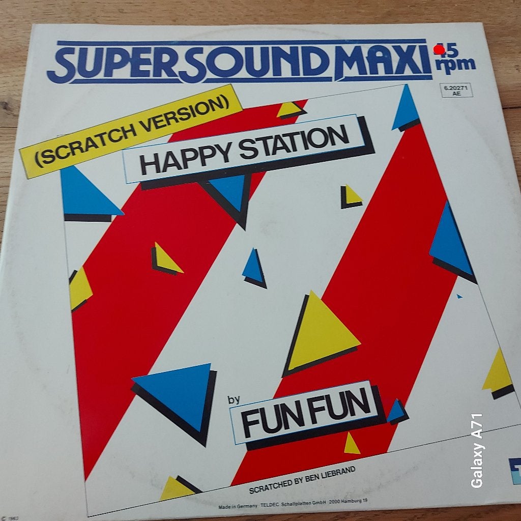 12 inch Maxisingel Fun Fun - Happy Station (Ben Liebrand), Gebruikt, Ophalen of Verzenden, Disco, Beschermende buitenhoes