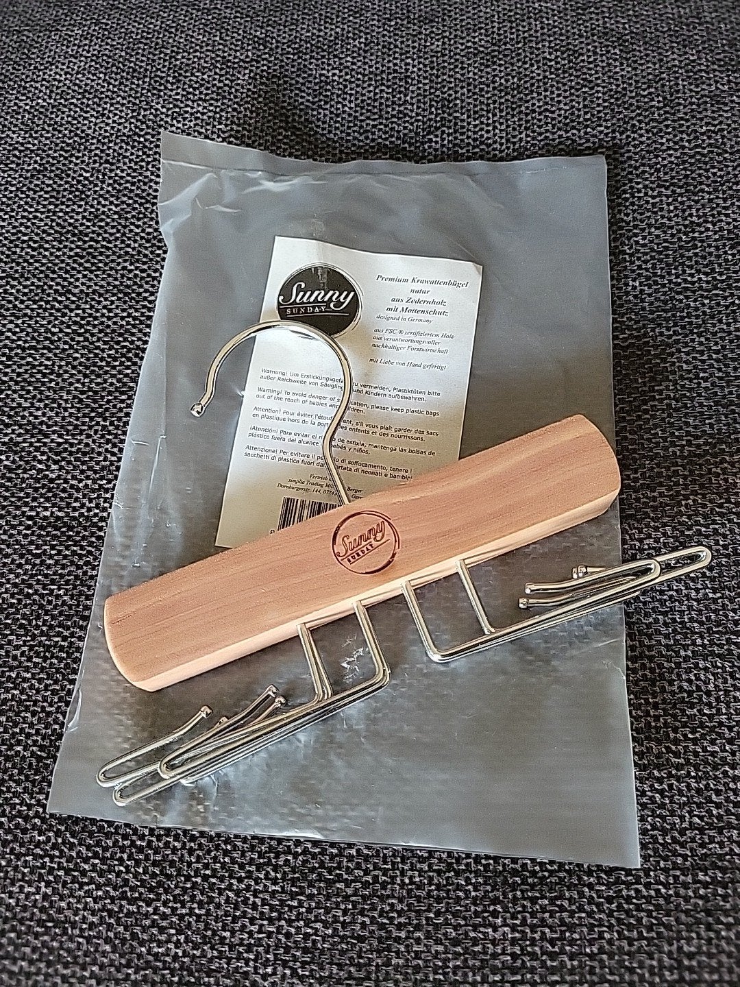 Nieuwe Sunny Sunday cederhouten stropdas/ sjaal hanger, Ophalen of Verzenden, Nieuw, Hout, Volwassenen