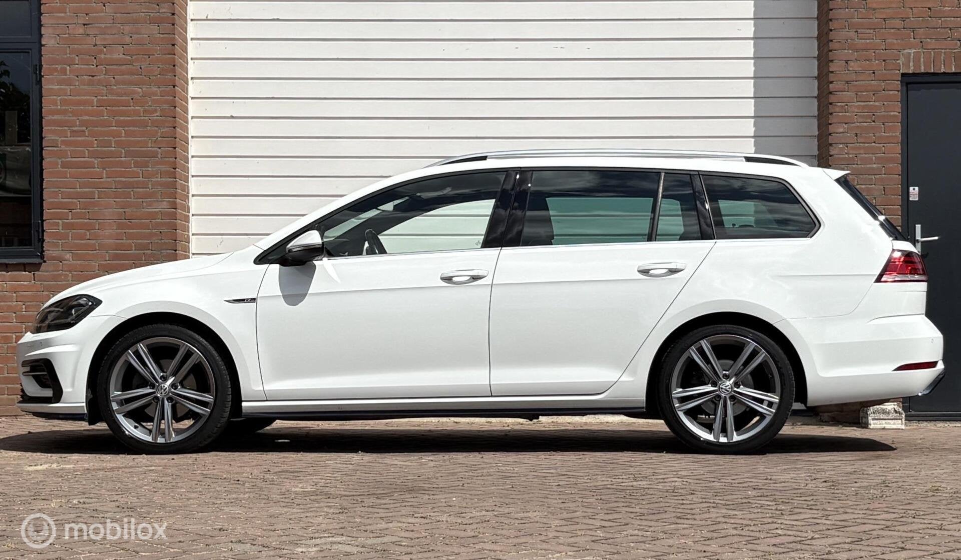 Volkswagen Golf Variant 1.4 TSI Highline R-Line Apple Camera, Auto's, Voorwielaandrijving, 125 pk, Gebruikt, Euro 6