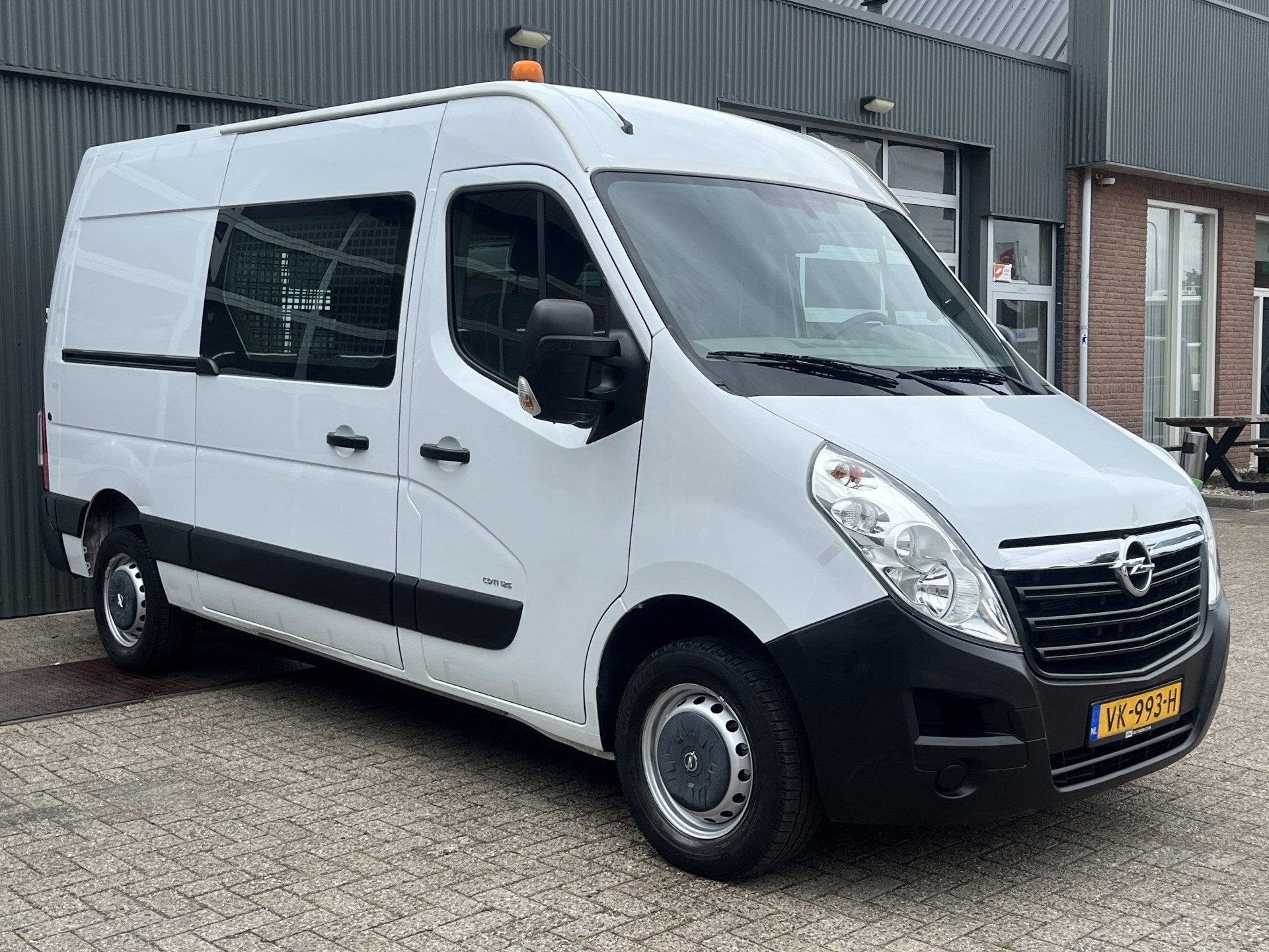Opel Movano 2.3 CDTI L2H2 126pk Bpm vrij Airco Cruise contro, Euro 5, Stof, Gebruikt, Zwart