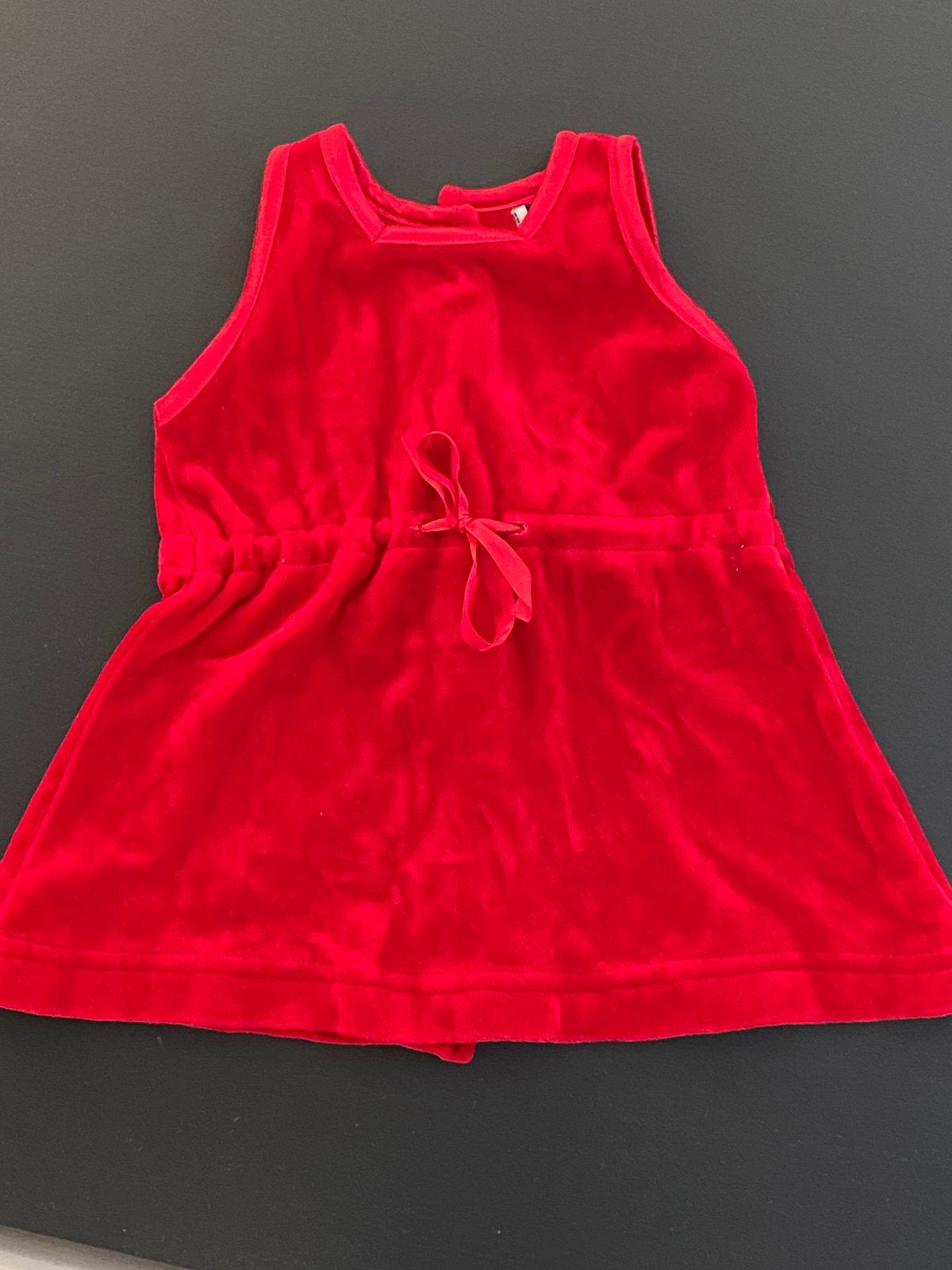 NIEUW Meisjes jurkje jurk rood velours maat 62 van de HEMA, Kinderen en Baby's, Babykleding | Maat 62, Meisje, Jurkje of Rokje
