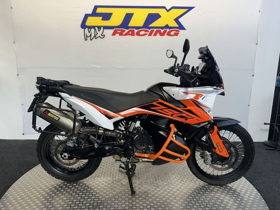 KTM 790 ADVENTURE, 2 cilinders, KTM, Motorrijbewijs A, Bedrijf