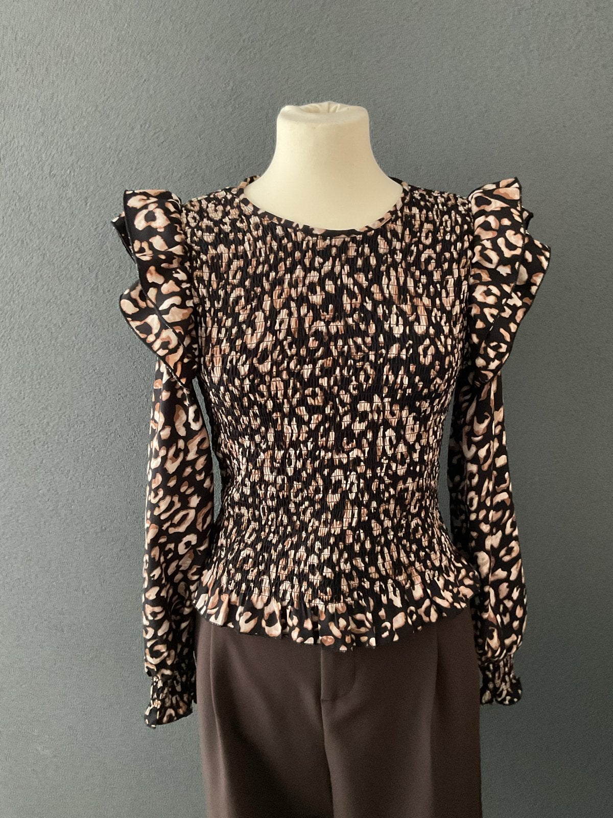 Pigalle blouse maat M  / nieuw, Maat 38/40 (M), Bruin, Nieuw, Ophalen of Verzenden