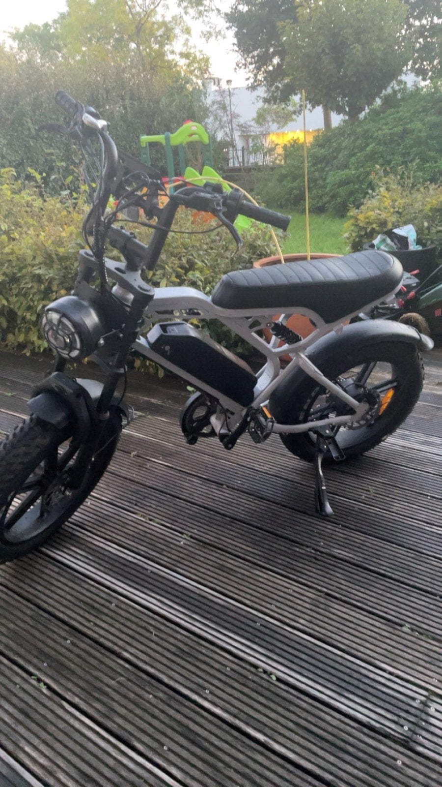 Ouxi V20 E-bike met upgrades en lichte schade, Ophalen, Gebruikt, 30 tot 50 km per accu, Overige merken