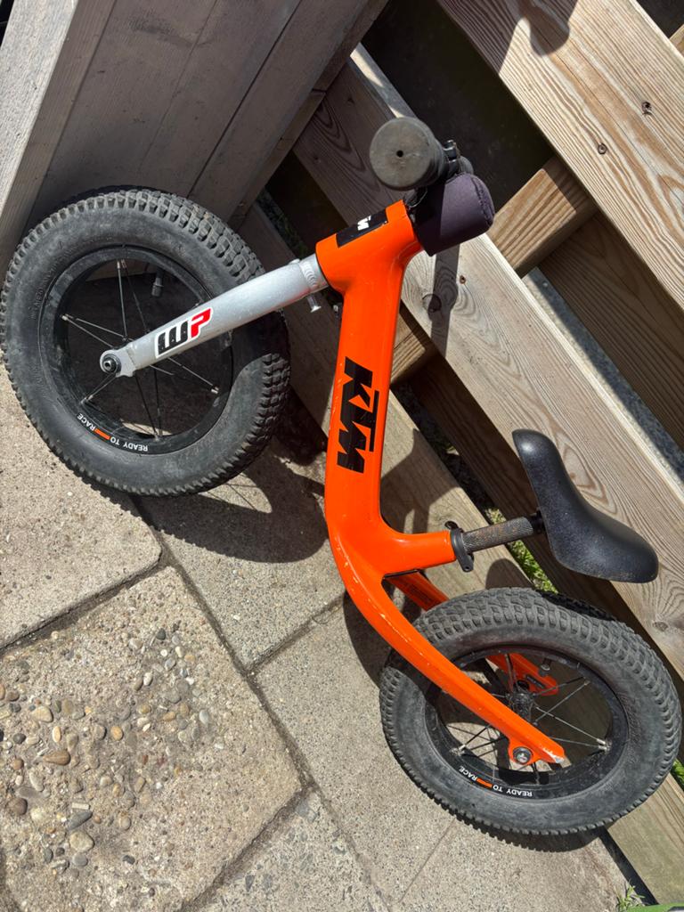 KTM loopfiets - Oranje - gebruikt, maar goed., Ophalen, Zo goed als nieuw, Minder dan 16 inch