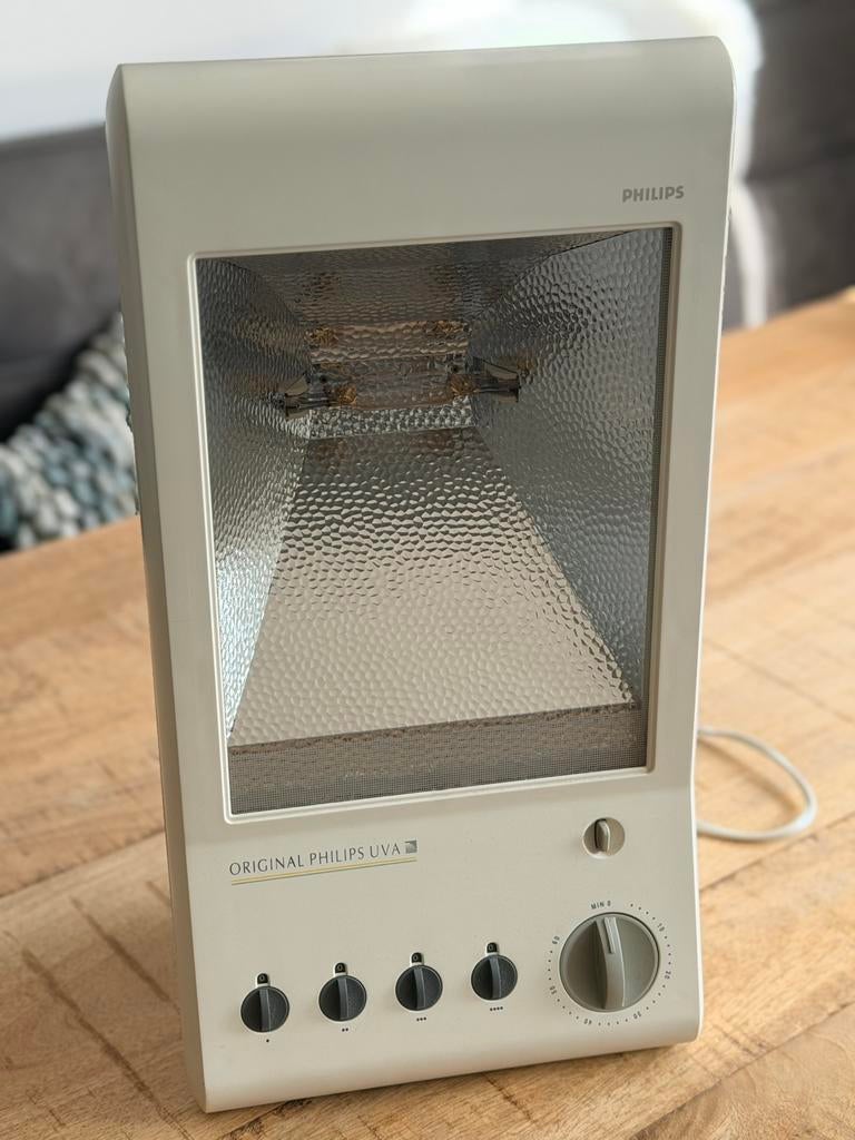 Philips gezichtsbruiner HB411 UVA, Ophalen of Verzenden, Gebruikt, Gezichtsbruiner, Minder dan 10 lampen