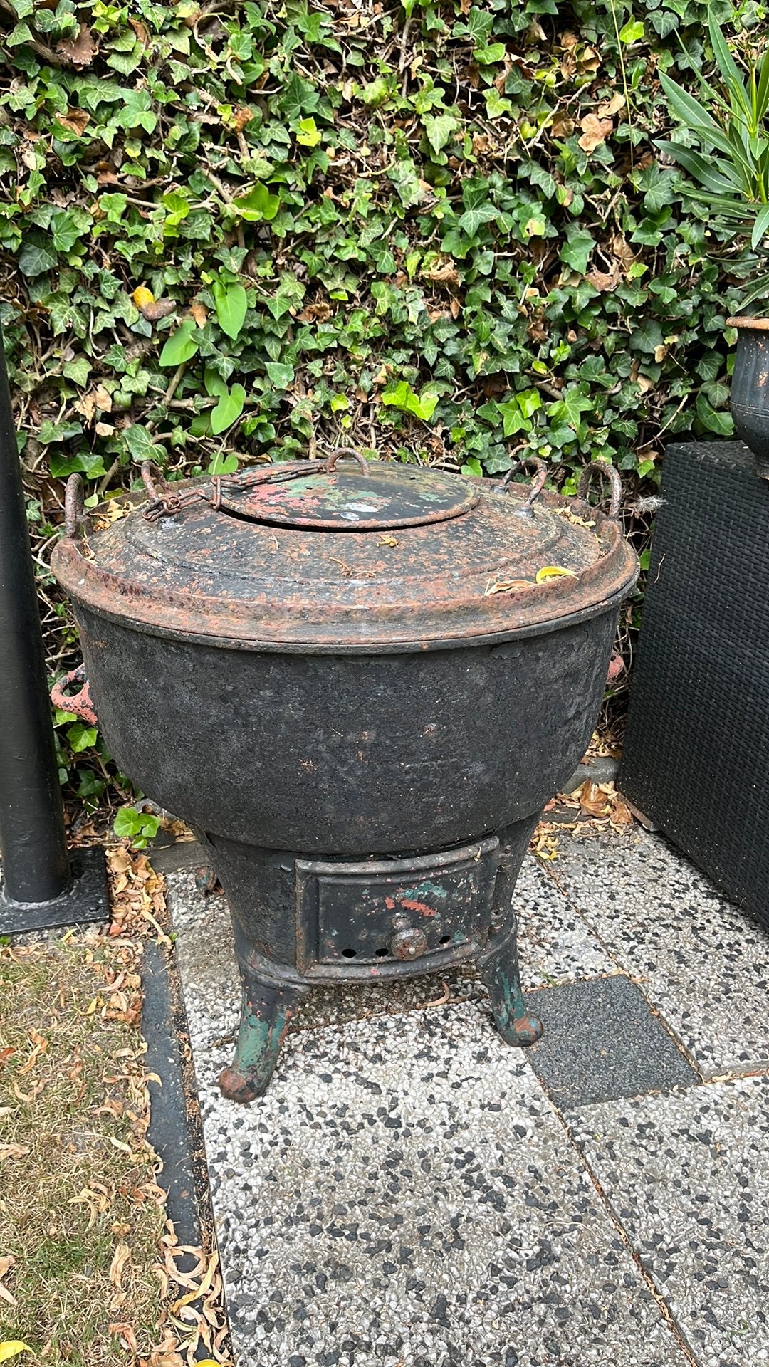 Te koop ouderwetse kookpot, Ophalen