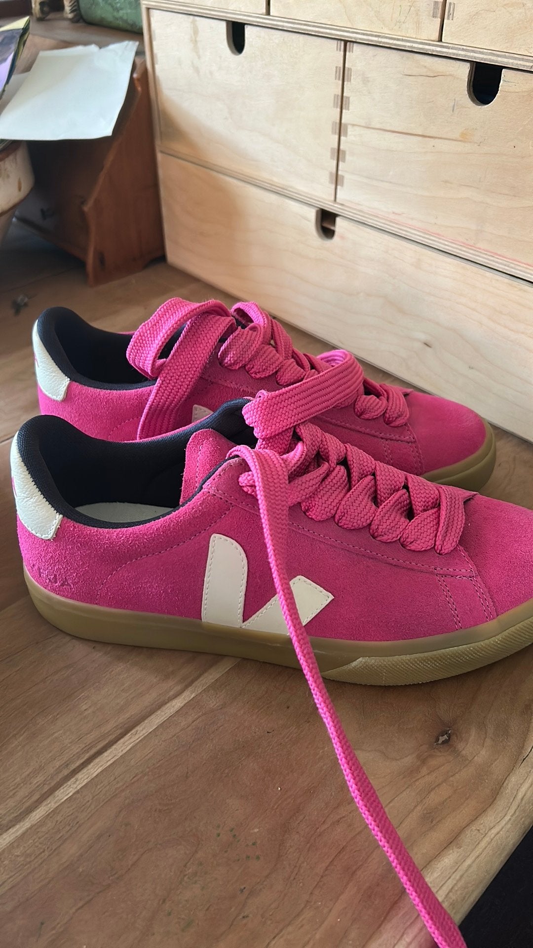 Zo goed als nieuwe schoenen sneakers Veja maat 40, Ophalen of Verzenden, Zo goed als nieuw, Sneakers of Gympen