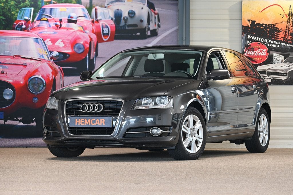 Audi A3 Sportback 1.4 TFSI Attraction Pro Line (bj 2010), Voorwielaandrijving, Euro 5, Stof, 4 cilinders
