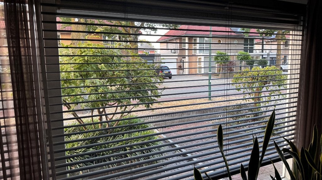 Jaloezie Luxaflex 7stuks donkergirjs (Taupe), Ophalen, Jaloezie, 230 cm, Metaal