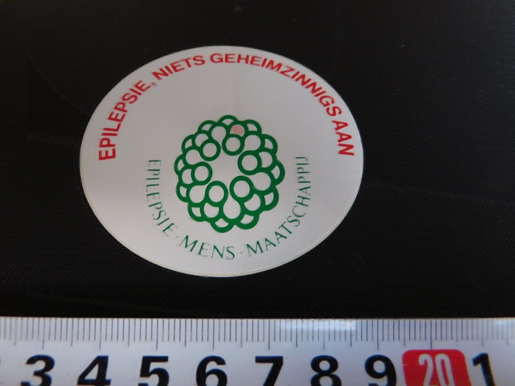 sticker epilepsie, niets geheimzinnigs aan, Ophalen, Zo goed als nieuw