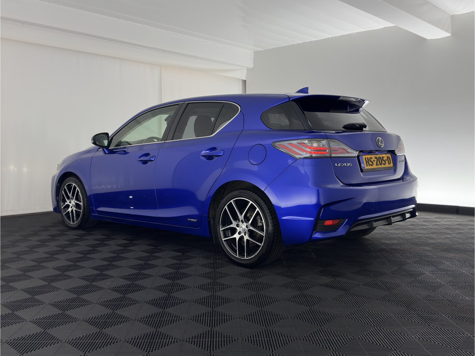 Lexus CT 200h Business Line Aut. *ALCANTARA | NAVI-FULLMAP |, Auto's, 1345 kg, Gebruikt, 4 cilinders, Blauw