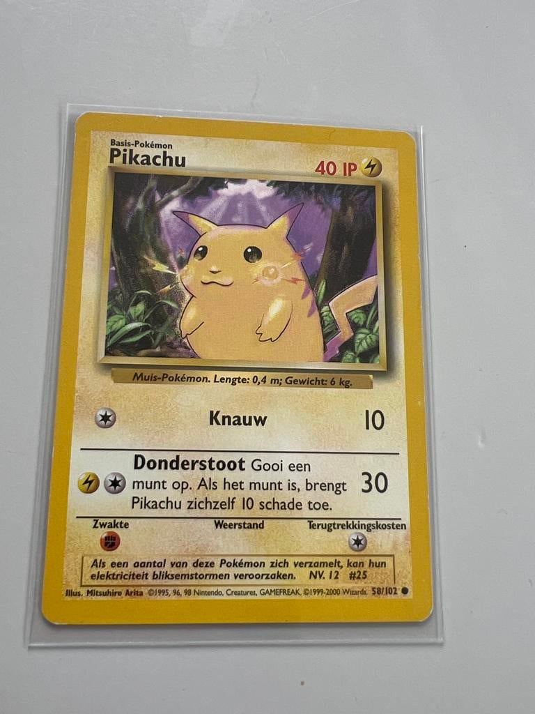 Pikachu Basis-Pokémon Kaart - Origineel (58/102), Hobby en Vrije tijd, Verzamelkaartspellen | Pokémon, Ophalen of Verzenden, Zo goed als nieuw