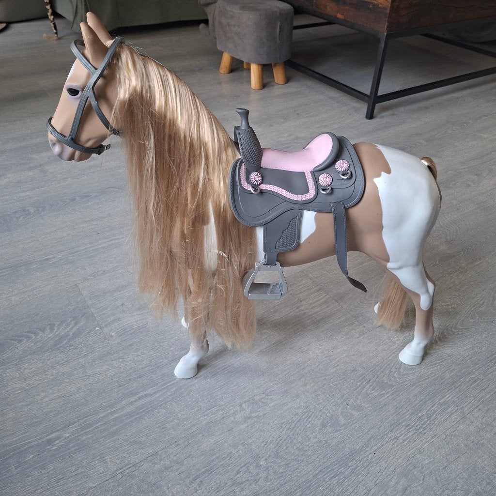Our generetion paard, Ophalen of Verzenden, Zo goed als nieuw, Babypop