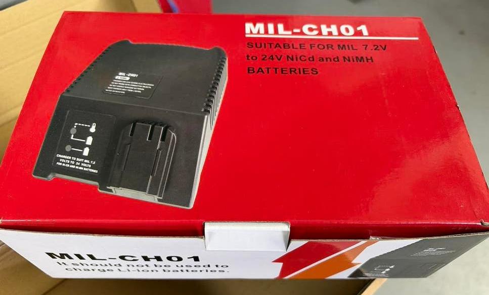 Acculader MIL-CH01, 7.2–24V NiCd/NiMH nieuw in doos, Ophalen of Verzenden, Nieuw