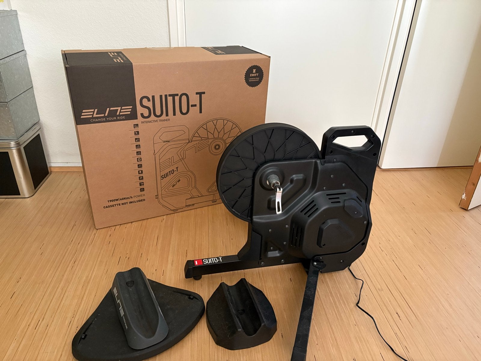 Elite Suito-T interactieve fietstrainer & Elite Sterzo Smart, Ophalen, Zo goed als nieuw, Overige typen