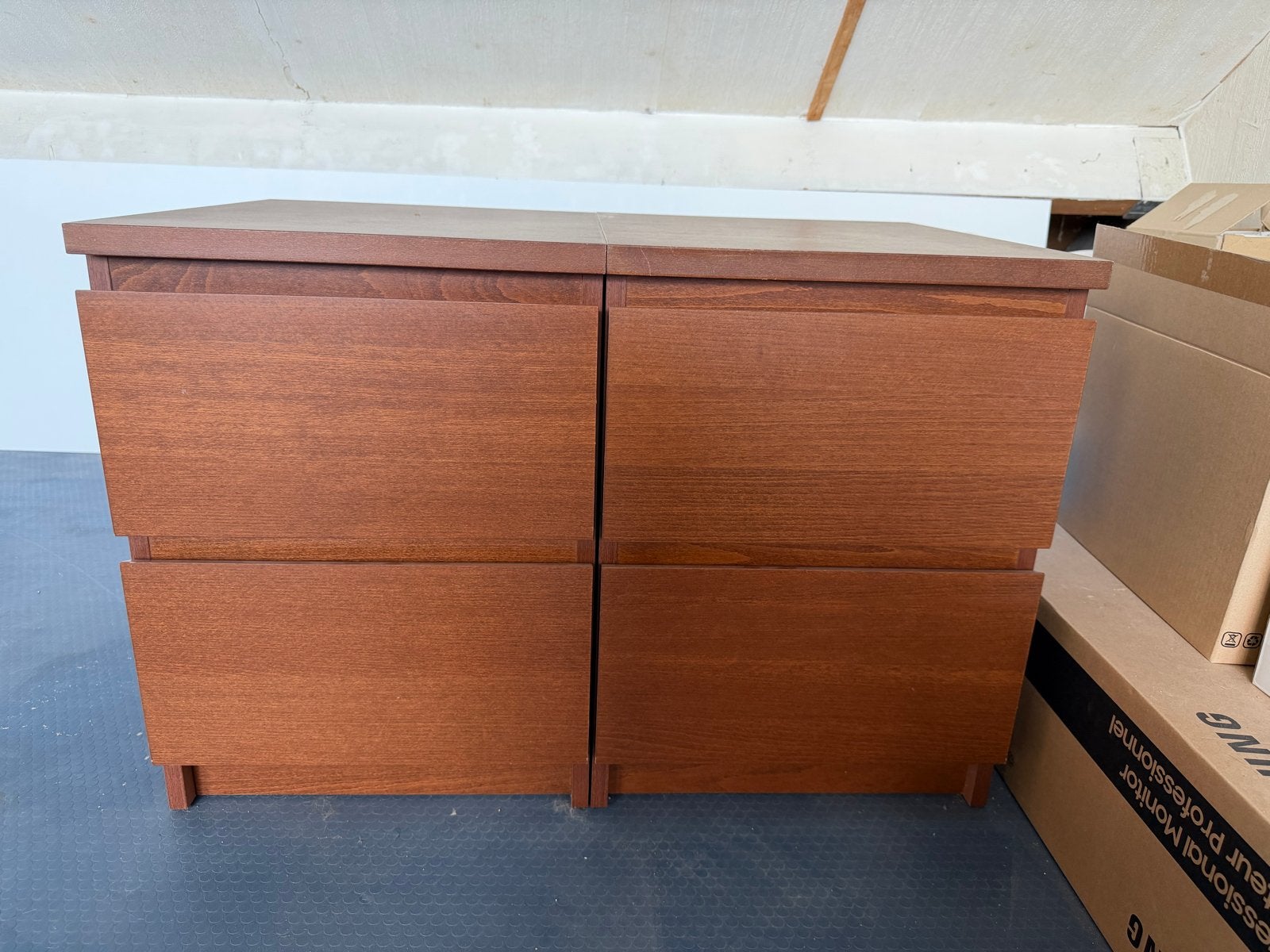 2 IKEA Malm nachtkastjes met 2 lades, Ophalen, Gebruikt, 50 tot 100 cm, 3 of 4 laden