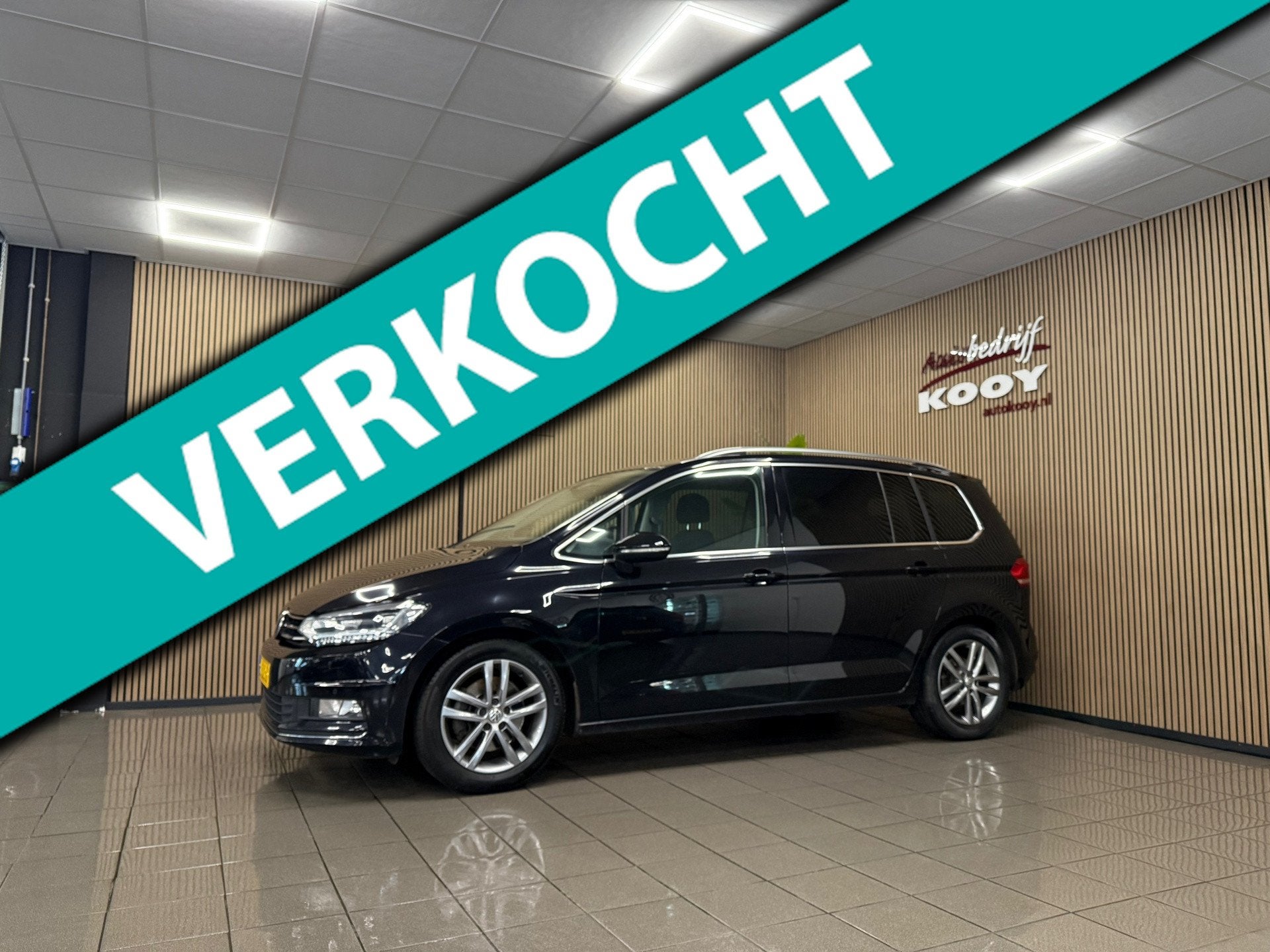 Volkswagen Touran 1.4 TSI Highline 7p * Automaat / 7 Persoon, Adaptive Cruise Control, Gebruikt, Euro 6, 4 cilinders