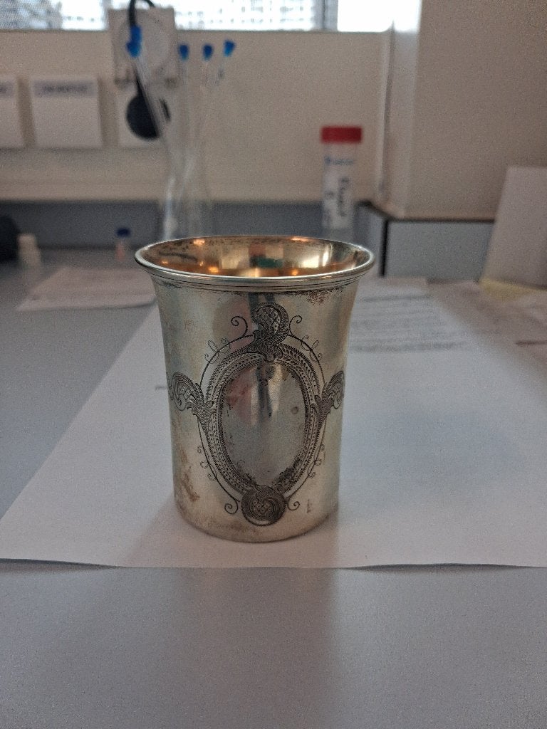 Antique silver cup, gilded inside, 67 g, Ophalen
