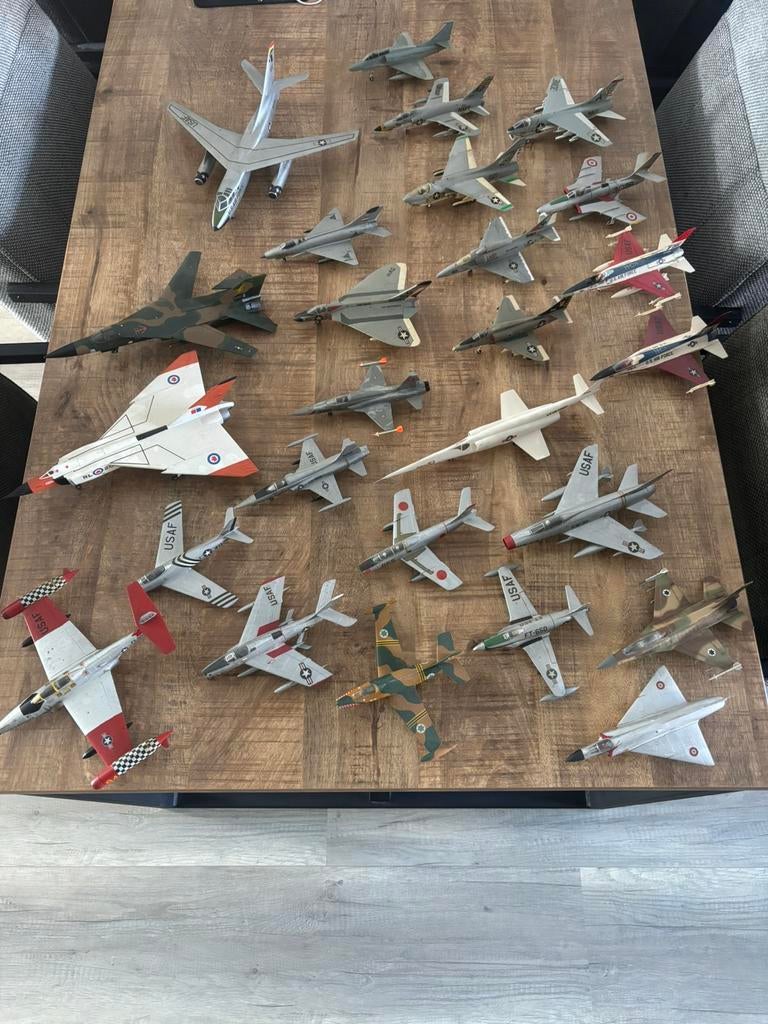 Collectie straaljagers 1/72, Overige merken, 1:72 tot 1:144, Ophalen of Verzenden, Zo goed als nieuw