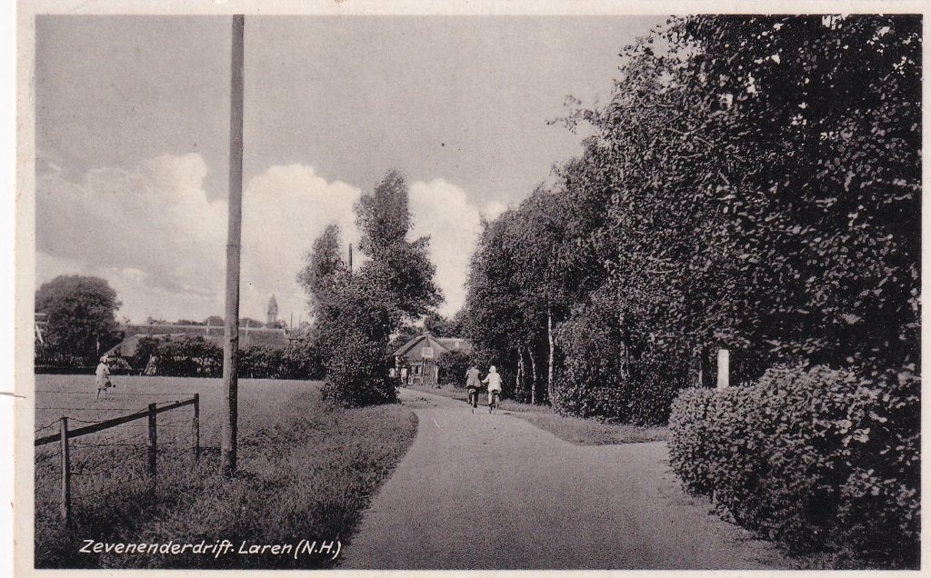 Laren Zevenendrift, Ophalen of Verzenden, 1920 tot 1940, Gelopen, Noord-Holland