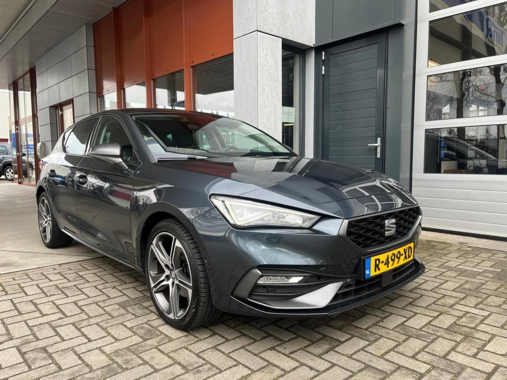 Seat LEON 1.5 TSI FR BNS INT, Auto's, Seat, Bedrijf, Leon, ABS, Adaptive Cruise Control, Airbags, Airconditioning, Android Auto
