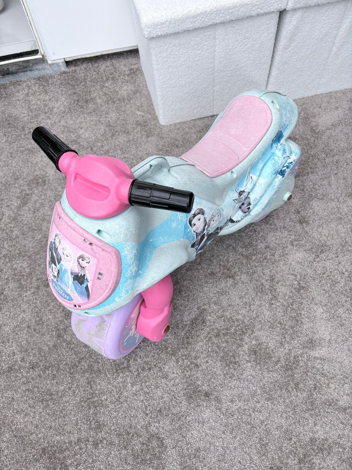 Frozen loopmotor - Elsa en Anna loopfiets, Ophalen, Gebruikt, Loopfiets