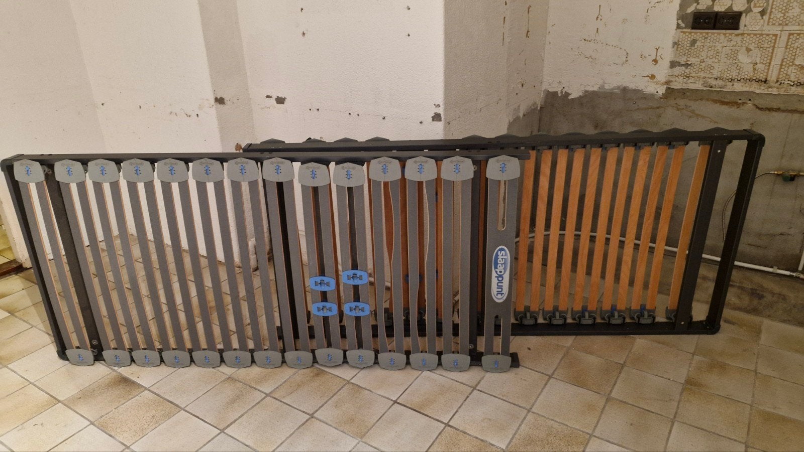 Zo goed als nieuwe lattenbodem Slaappunt 195x200 cm, Verstelbaar, Ophalen of Verzenden, Zo goed als nieuw, Overige maten