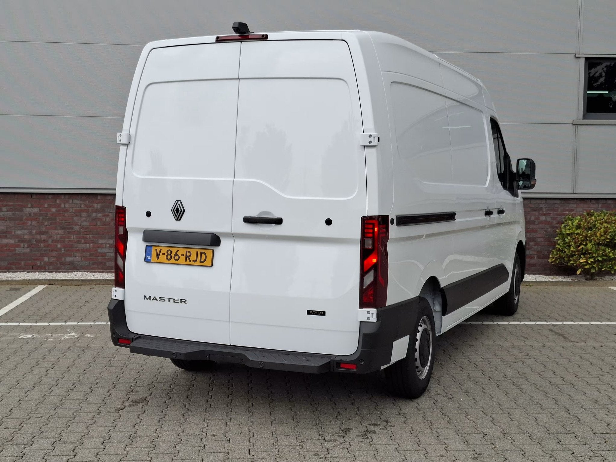 Renault Master E-Tech T35 L2H2 Extra long range 87 kWh (Word, Stof, Gebruikt, 143 pk, Verwarmde buitenspiegels