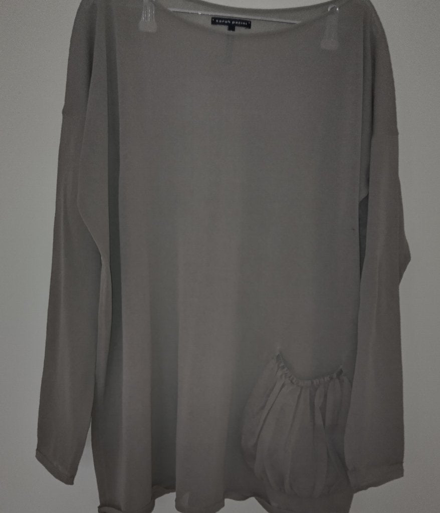 Grijsgroene top van Sarah Pacini. One Size, Sarah Pacini, Maat 46/48 (XL) of groter, Ophalen of Verzenden, Zo goed als nieuw