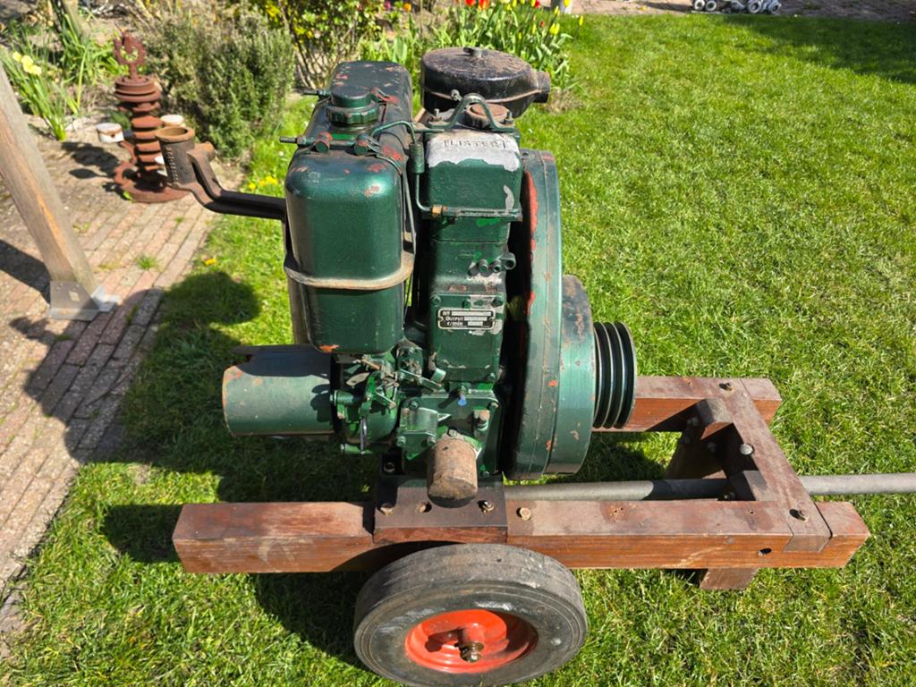 Lister Dieselmotor - Vintage Stationaire Motor, Ophalen