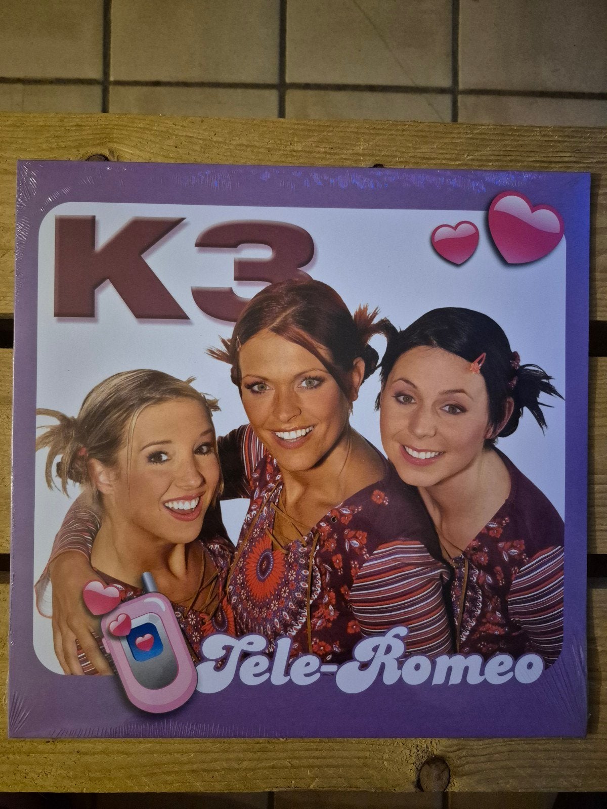 Gesealde paarse vinyl "Tele-Romeo" van K3 originals, Verzenden, Nieuw in verpakking, 12 inch